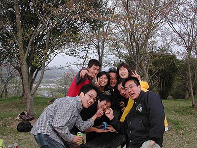 ���N�̃����o�[�̃p�[�\�i���e�B����͂肱��Ȋ����ł��B